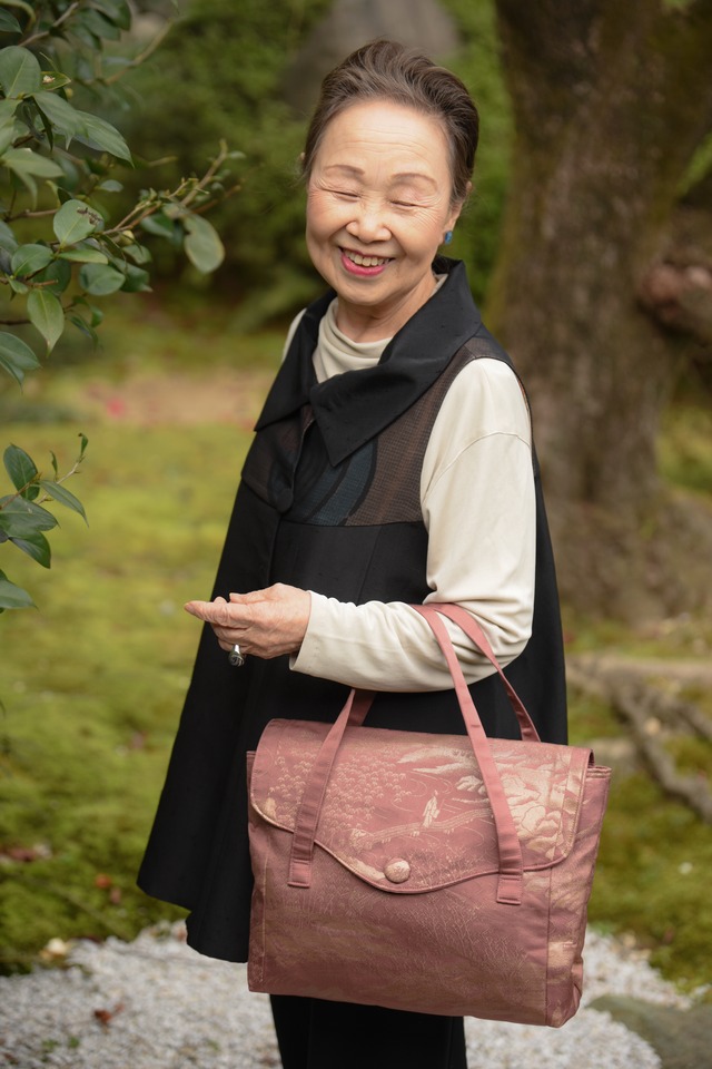 帯バック薄桃色