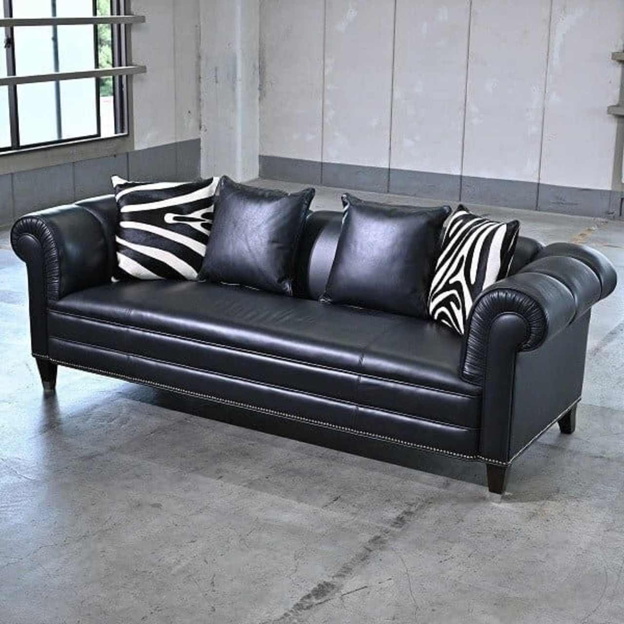 MAITLAND-SMITH 108万「safari」3Pソファ チェスターフィールド ビクトリアン様式 トリプル 三人掛け リビング メートランドスミス サファ【中古家具/中古インテリア/USED家具ユーズド家具/リサイクル】