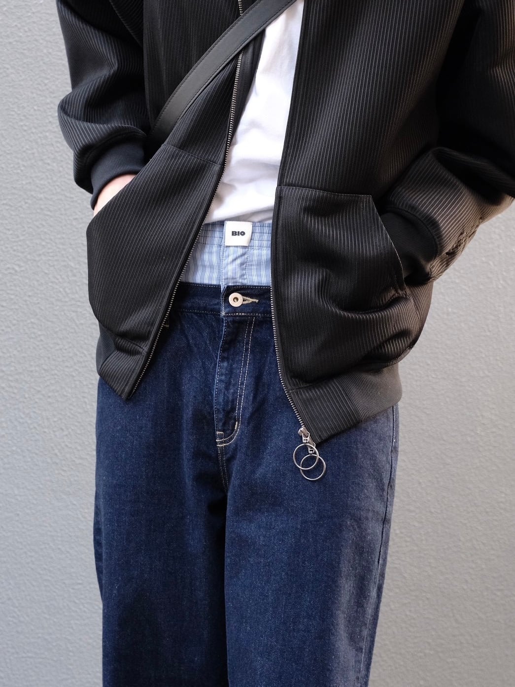 BIO】JEANS WITH UNDERWEAR | THE OUR