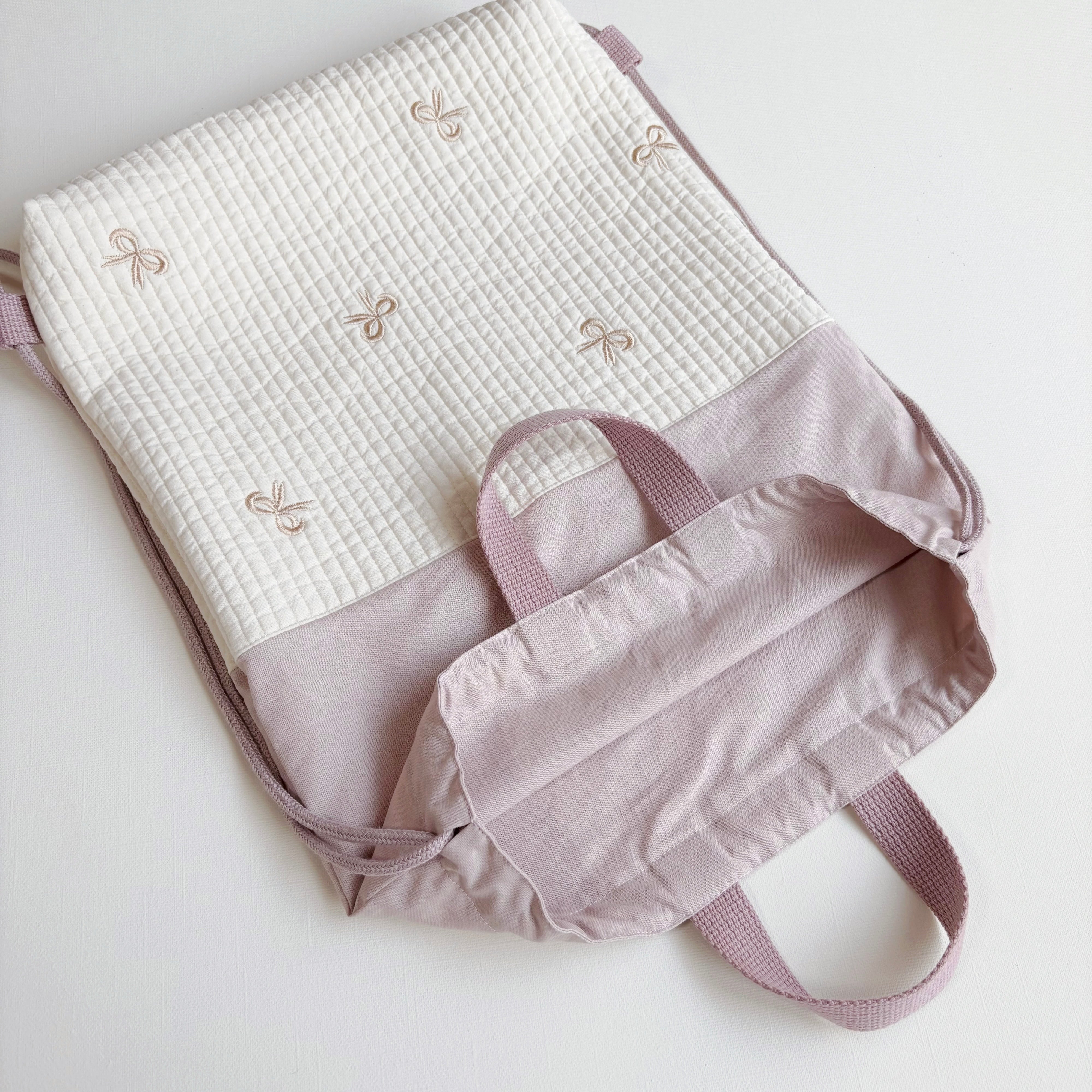 送料無料》 リボン 刺繍 ヌビ キルト キルティング ナップサック お