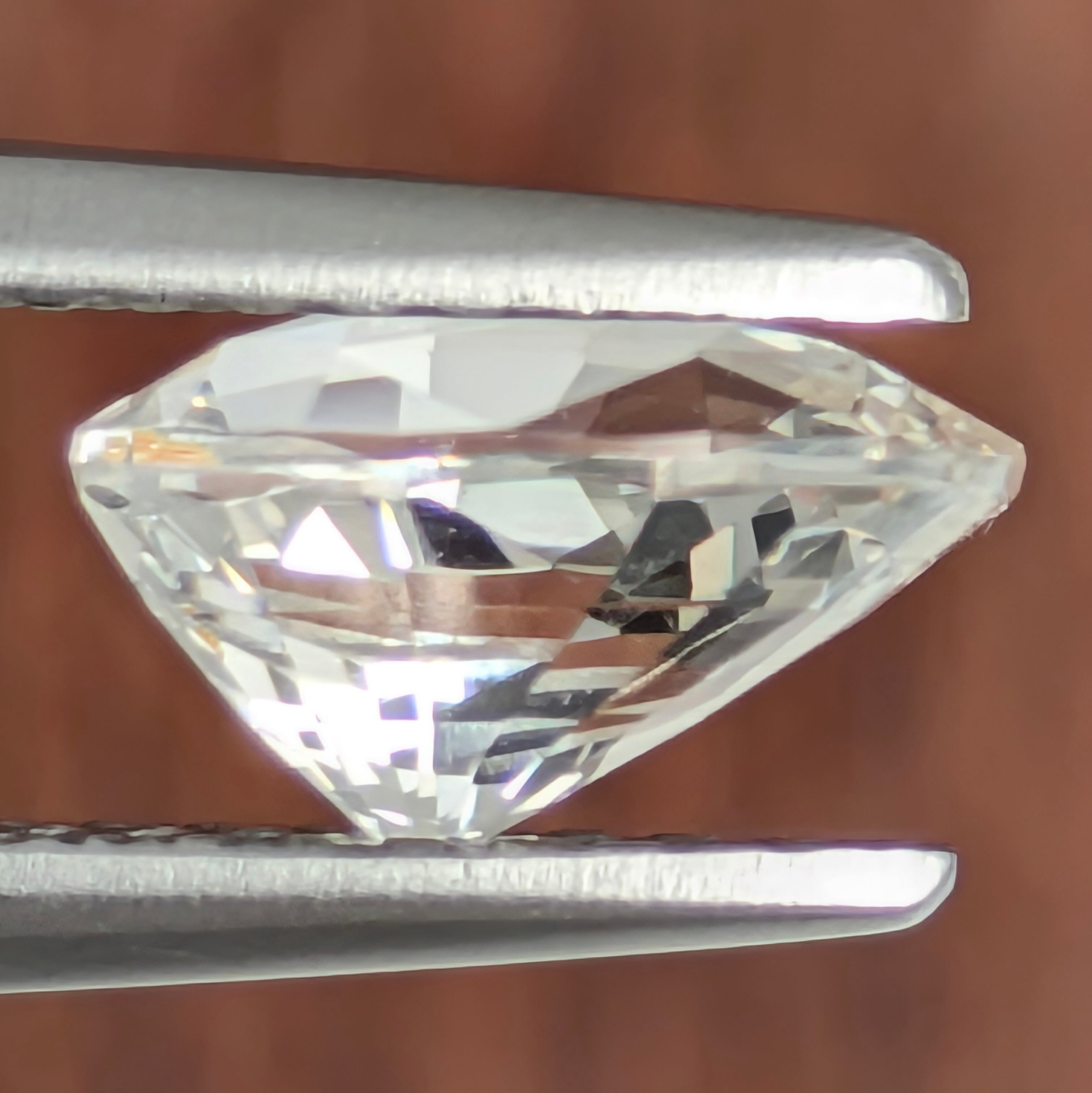 非加熱ホワイトサファイア ルース スリランカ産 【1.47ct】 PRO208960