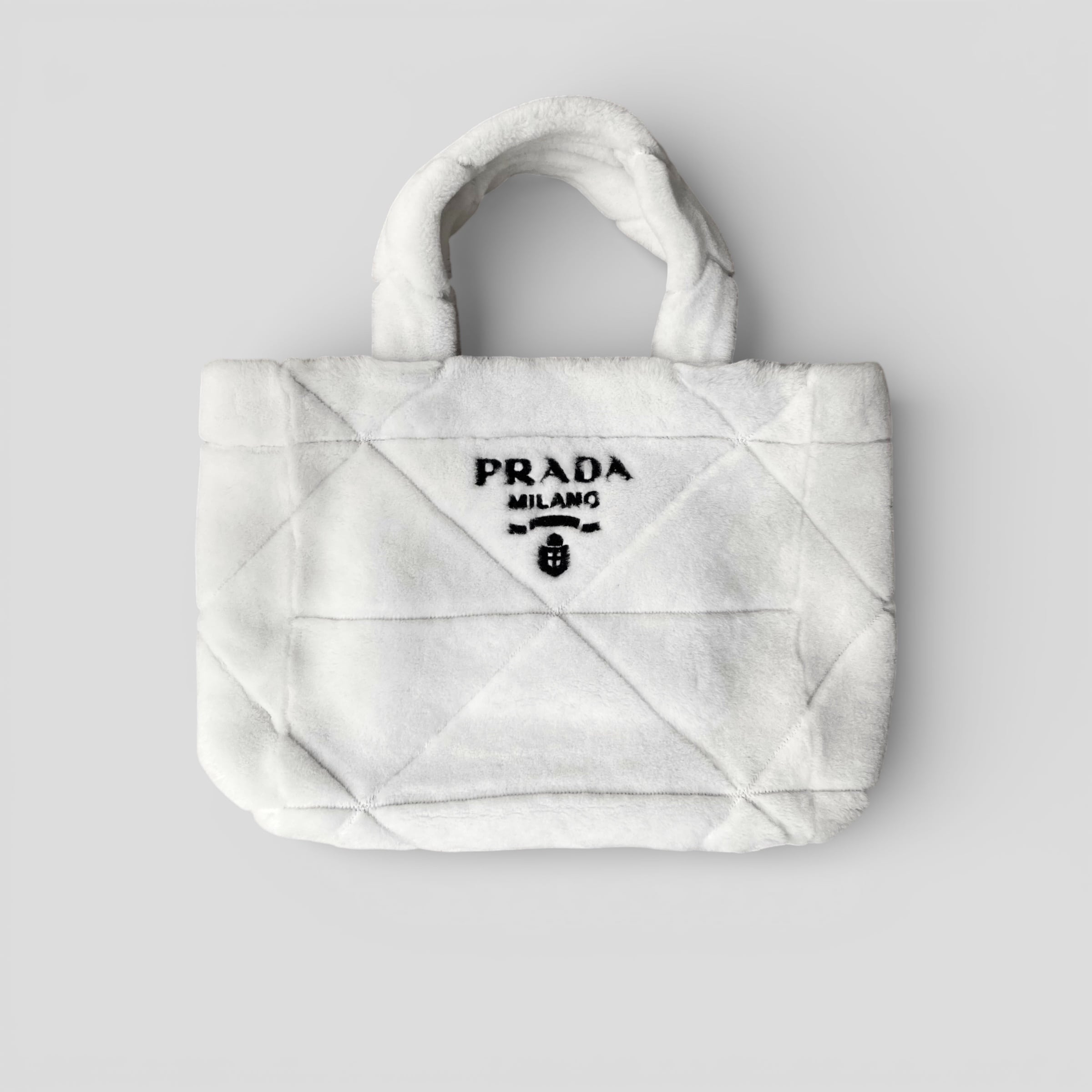 BALENCIAGA オールオーバー ロゴ クッション ブラック | BRAND RESORT