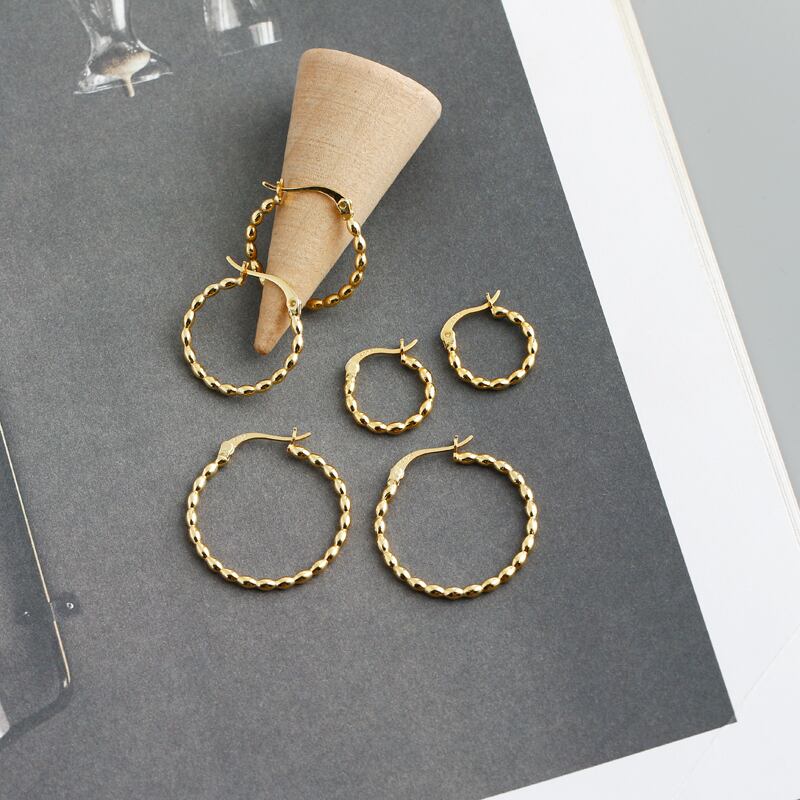 【ボールフープピアス18mm】シルバー ピアス SV925 ピアス ボールピアス シンプル 上品 韓国 ファッション 人気 両耳用 18mm