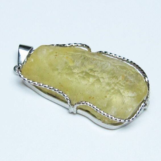 リビアングラス ペンダント 一点物 112-13912