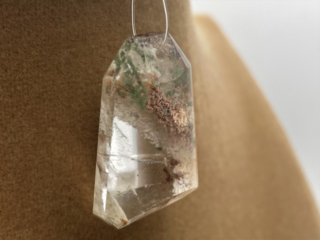 ペンダントトップ素材（ガーデンクォーツ）