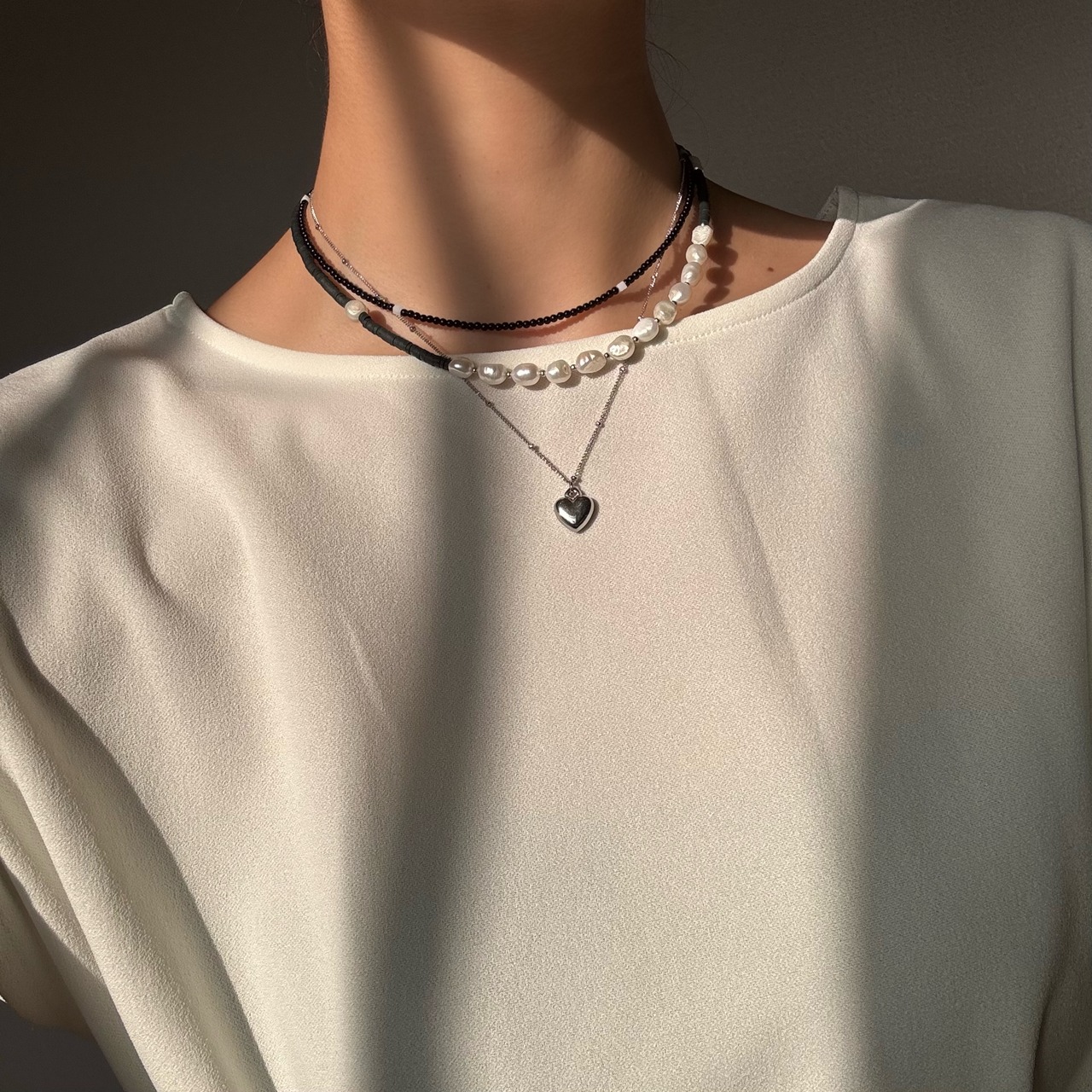 [BLACK] ビーズネックレス ［SSN047］