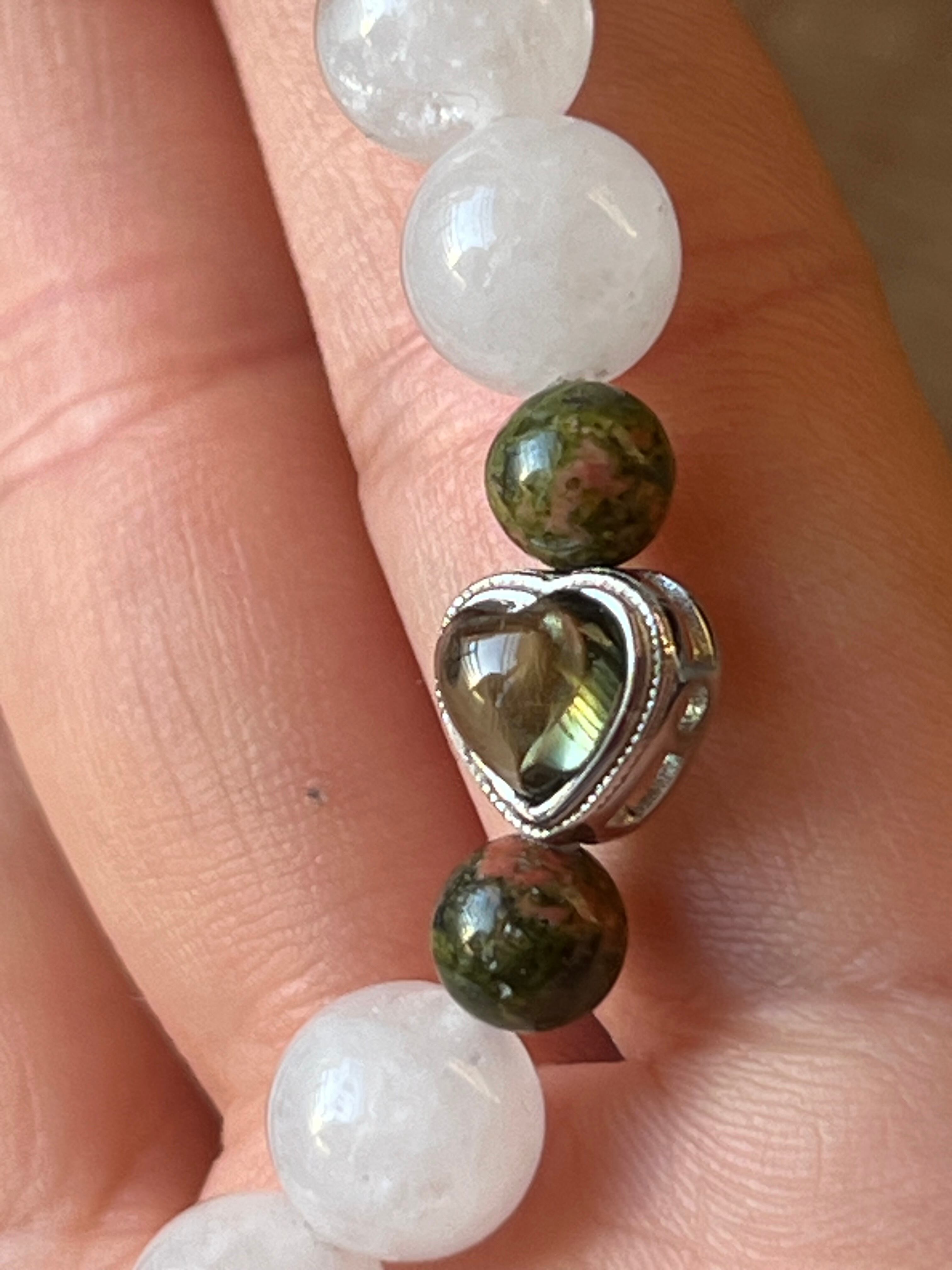 【あなたのルーツ】ハート型モルダバイトチャーム&アゼツライト、ユナカイト