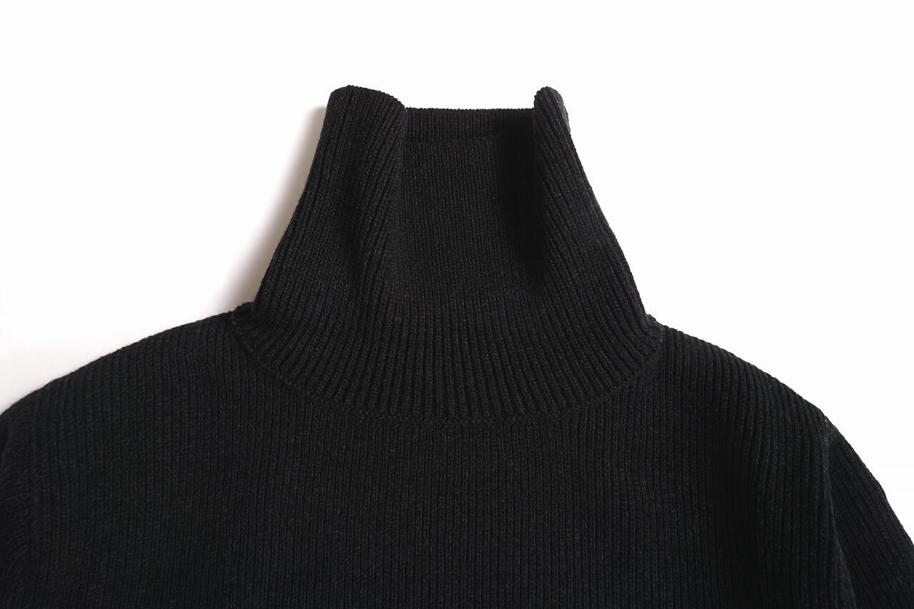 Hand Framed High Neck P/O