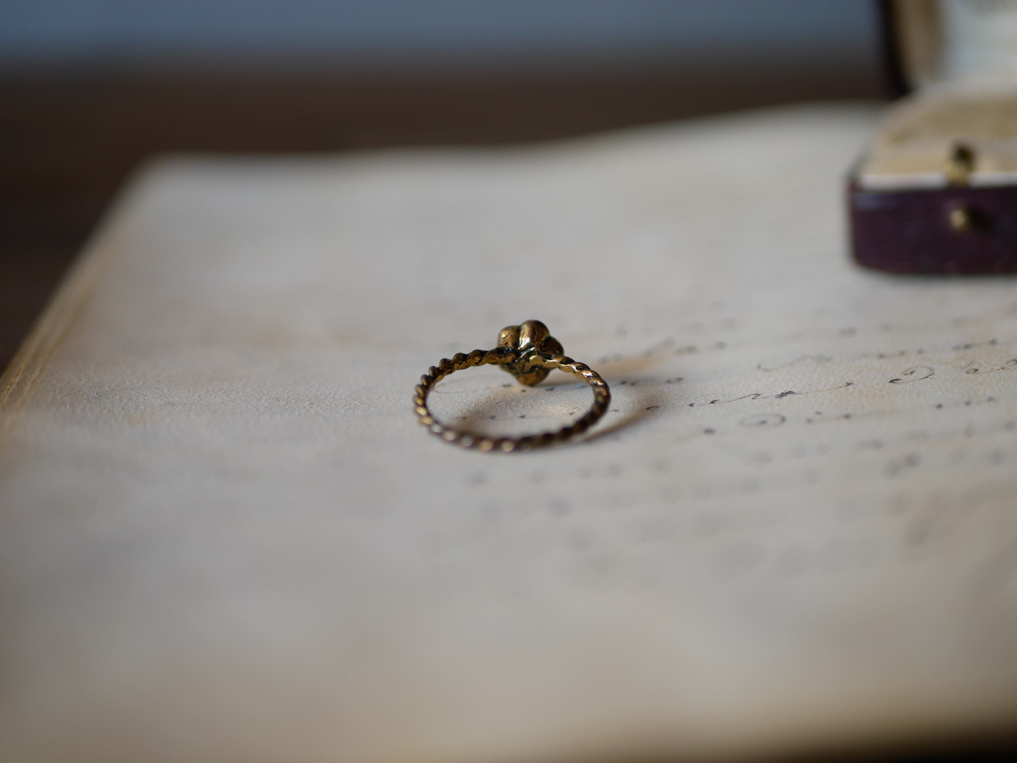 小さな花の指輪 フランスアンティーク vintage ブロカント | フランス