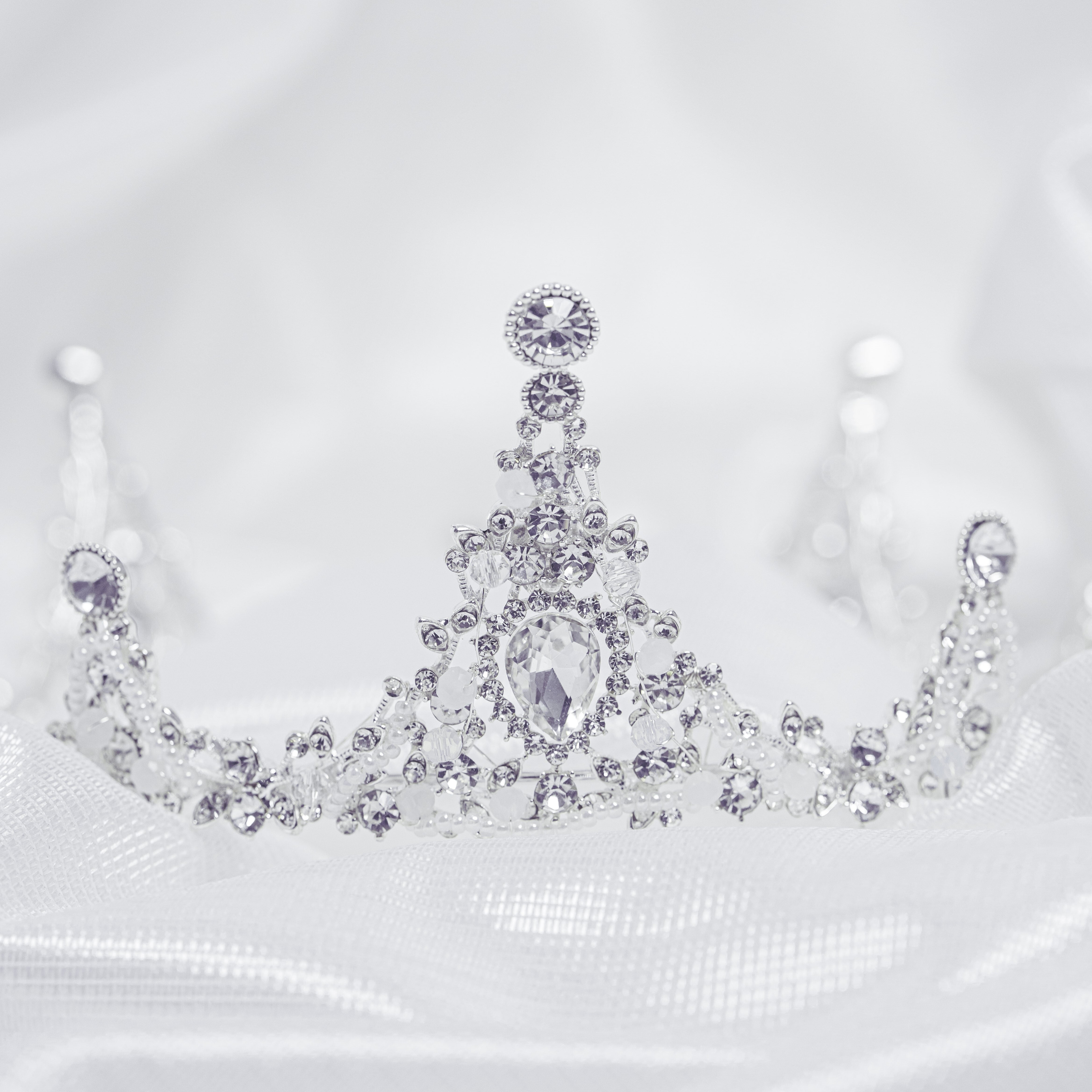 ティアラ Ava クラウンティアラ | ウェディング・ブライダルアクセサリー