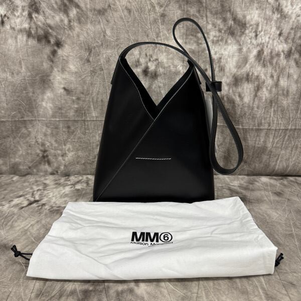 【VIPセール!】Maison Margielaフォーンショルダーバッグ 未使用】MM6 Maison Margiela/エムエム6メゾンマルジェラ