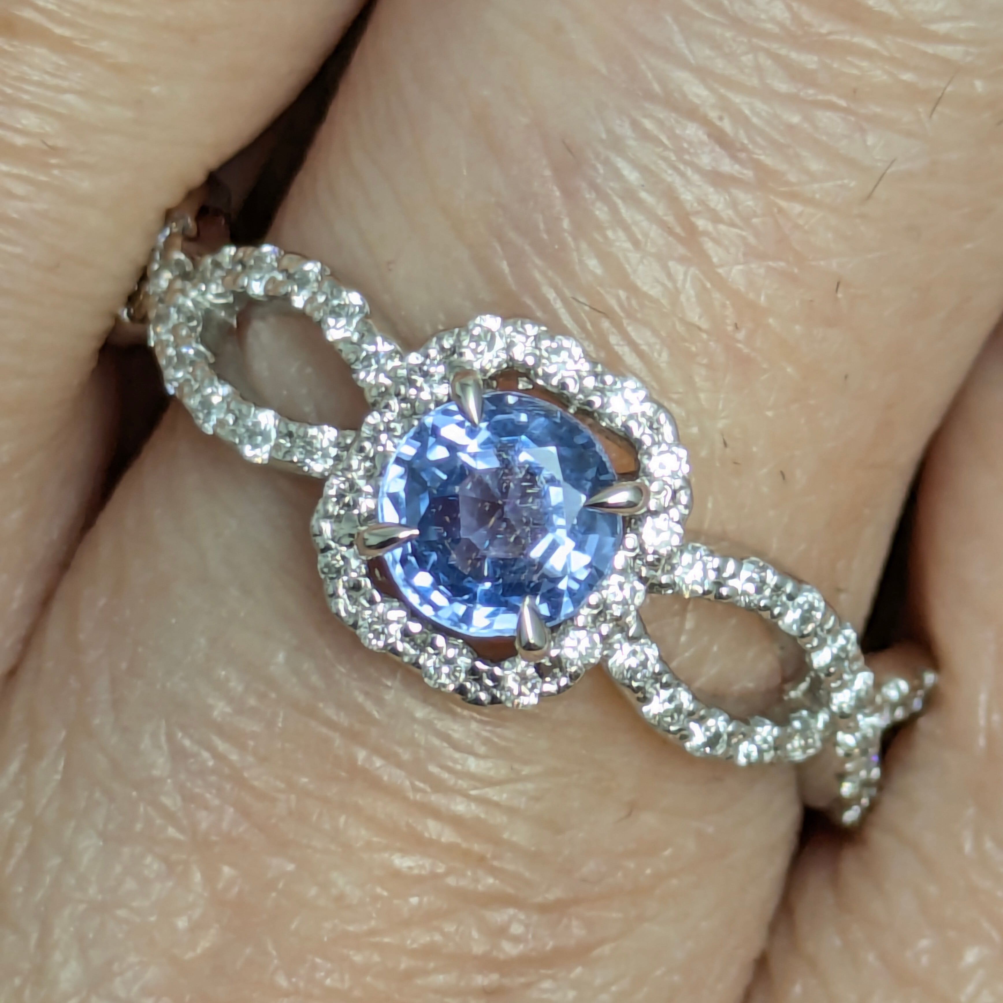 Pt900サファイアリング サファイア 0.54ct ダイヤモンド 0.27ct