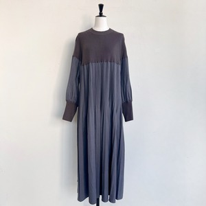 〈SELECT〉スイッチングプリーツワンピース T66144HW
