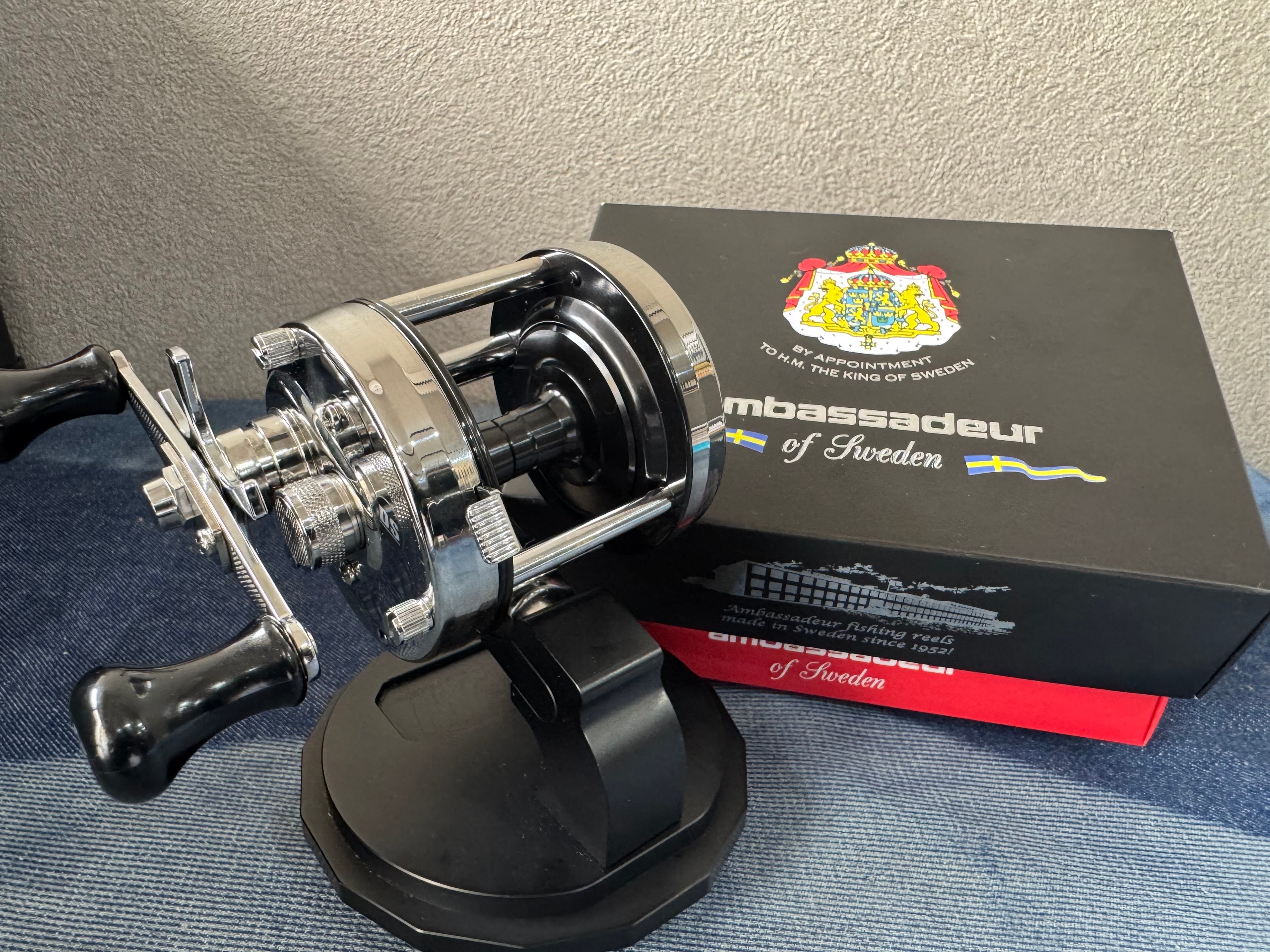 アブガルシア×ディスプラウト アンバサダー5501CS ROCKET MirrorChrome