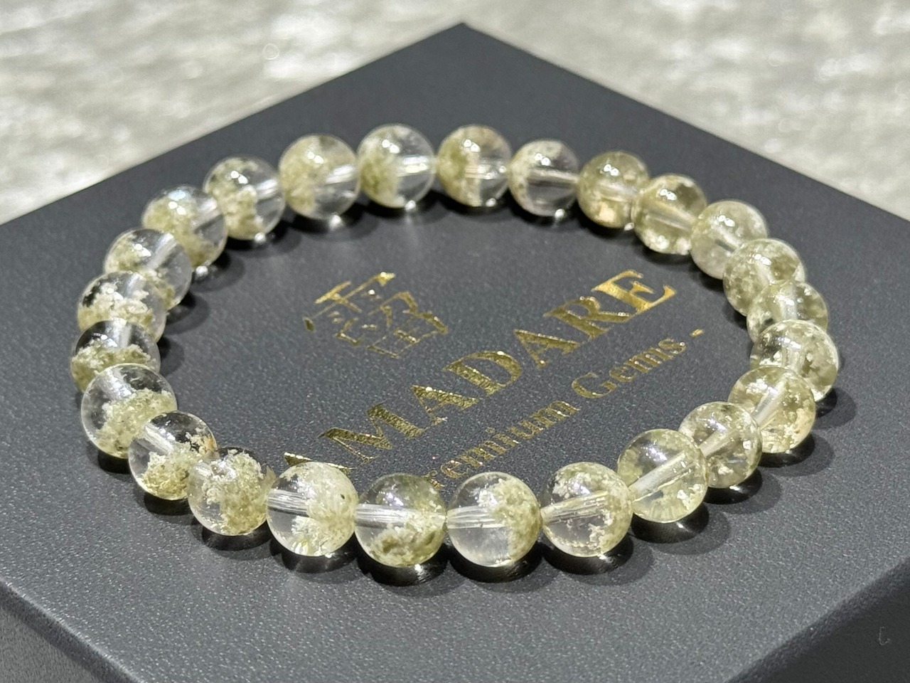 No.1882【S】ミルキーグリーンガーデンクォーツブレスレット