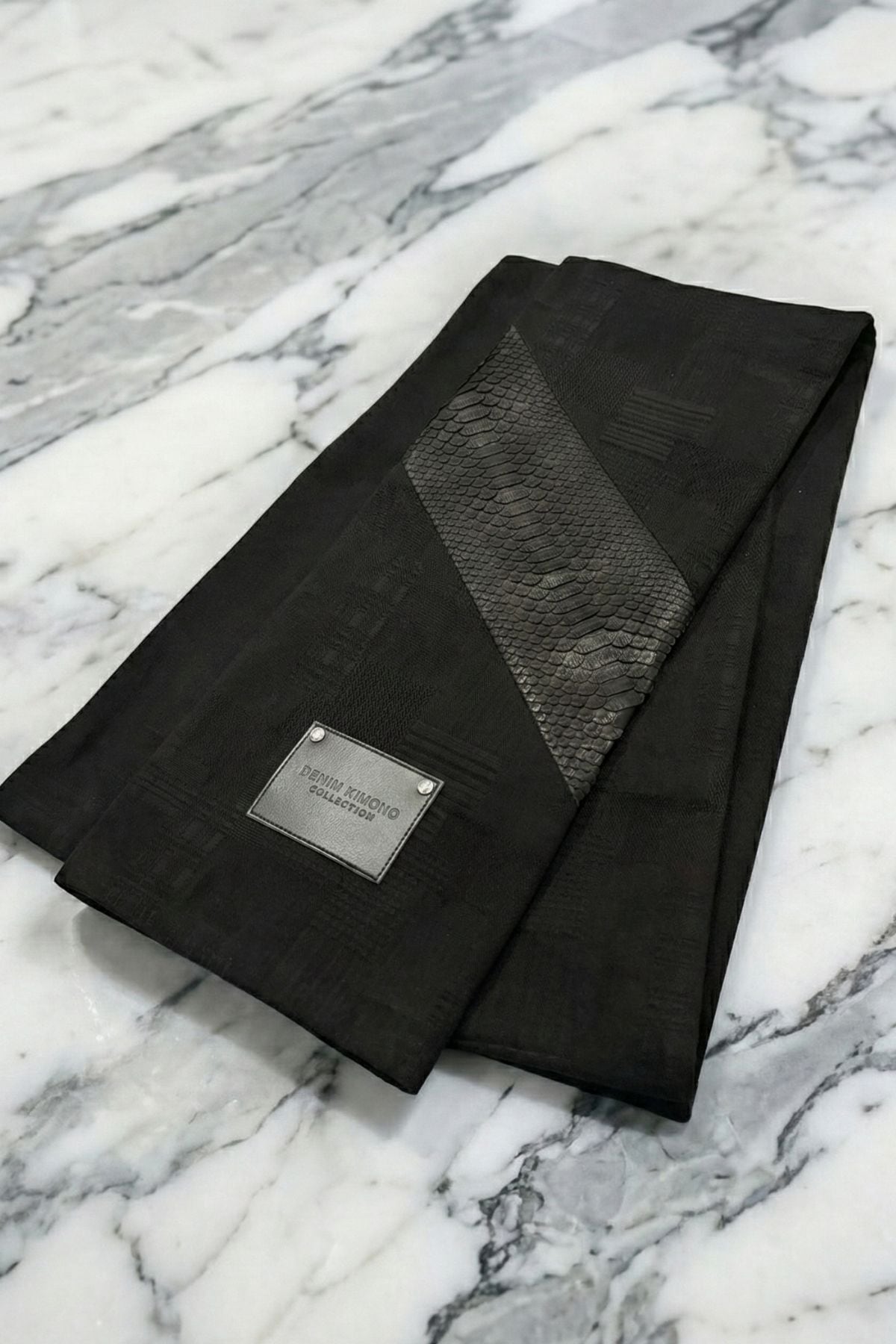 受注生産】黒蛇革×カシミアデニムマフラー-縁- / DENIM MUFFLER YOSUGA