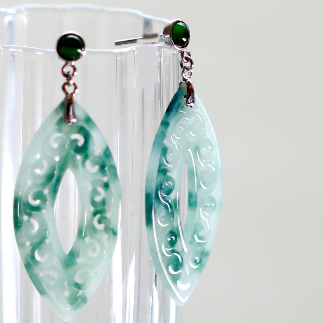 K18WG 透かし彫り翡翠ピアス A貨翡翠 jd_mm1180 | 【MeiNu（メイニュウ