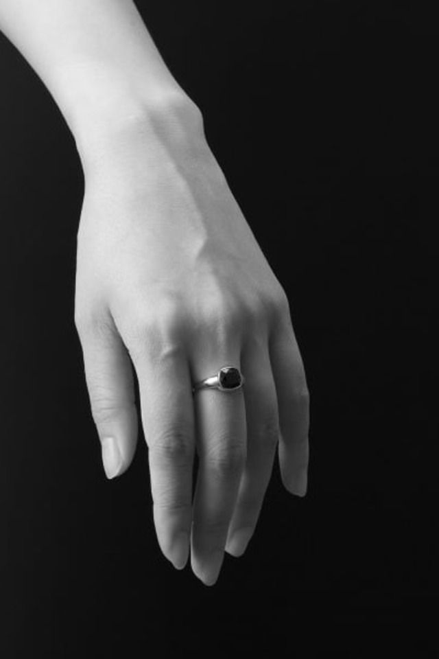 Fauvirame Black Spinel Square Ring /  silver