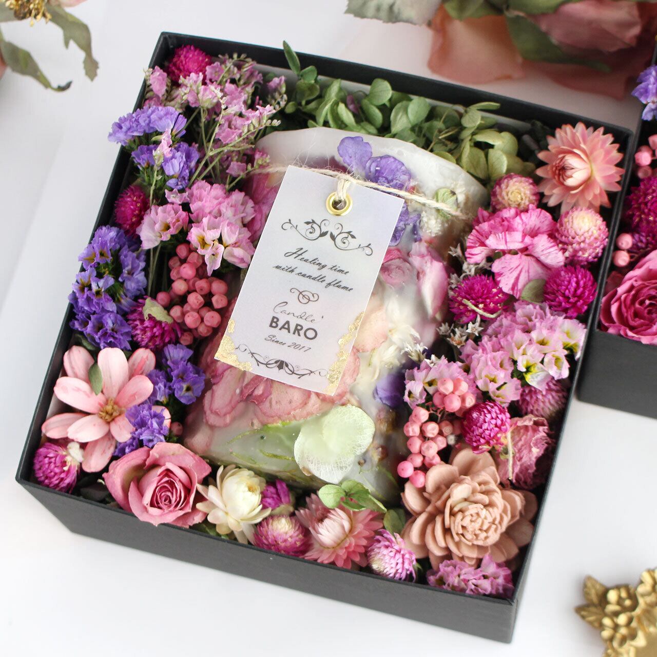 F041 Mサイズ 貼り箱ギフトラッピング ギフトバッグ付き 花いっぱいボタニカルキャンドルギフト ピンクガーデン Candle Baro F041 Mサイズ 貼り箱ギフトラッピング ギフトバッグ付き 花いっぱいボタニカルキャンドルギフト ピンクガーデン Candle Baro
