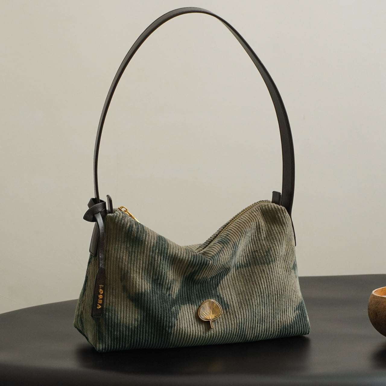 Tie-dyed corduroy bag S1750