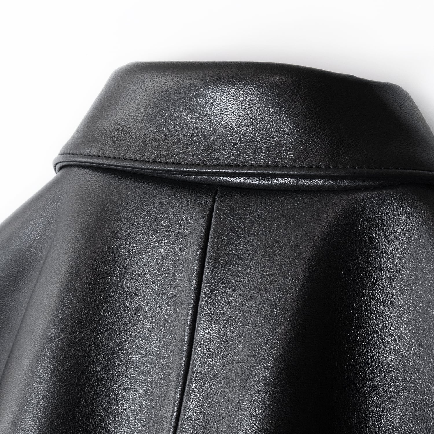 UNEEK BASEMNT - Discover independent style.