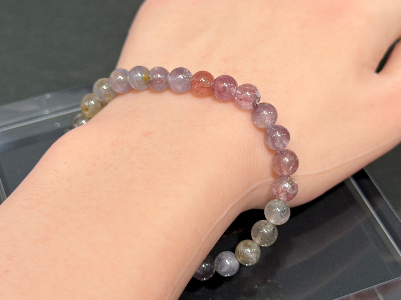 No.2321-1 スピネルブレスレット