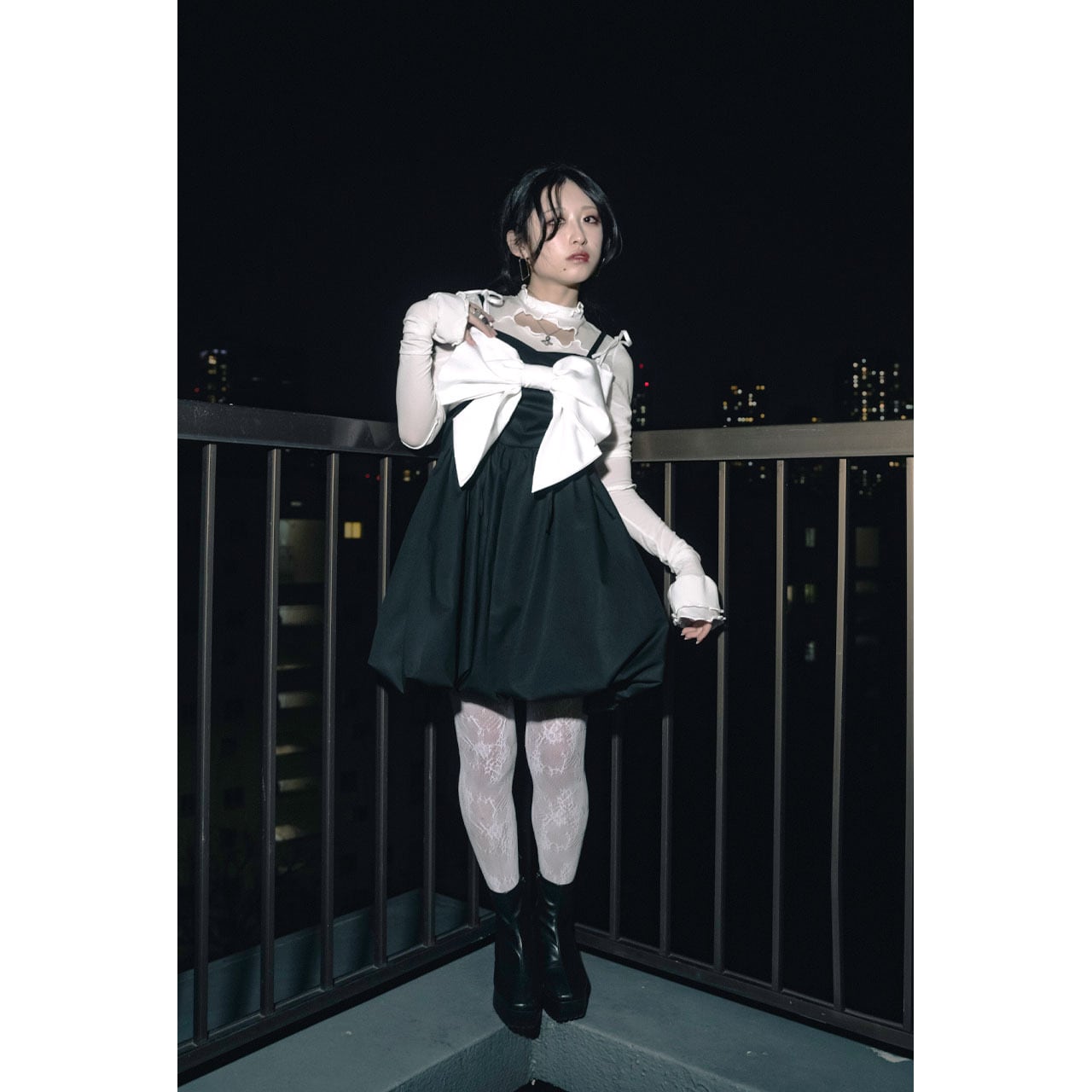 Shirring Tuck Balloon Mini Onepiece | LITZY 公式オンラインストア