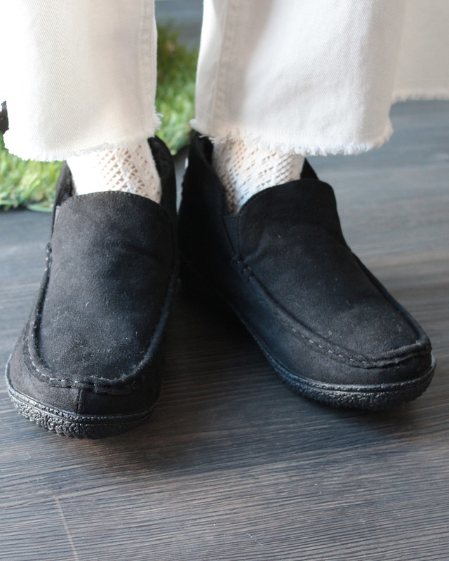 【Bou Jeloud】ストレッチ素材で靴紐を結ぶ手間いらず☆GENUINスニーカー　(12168)
