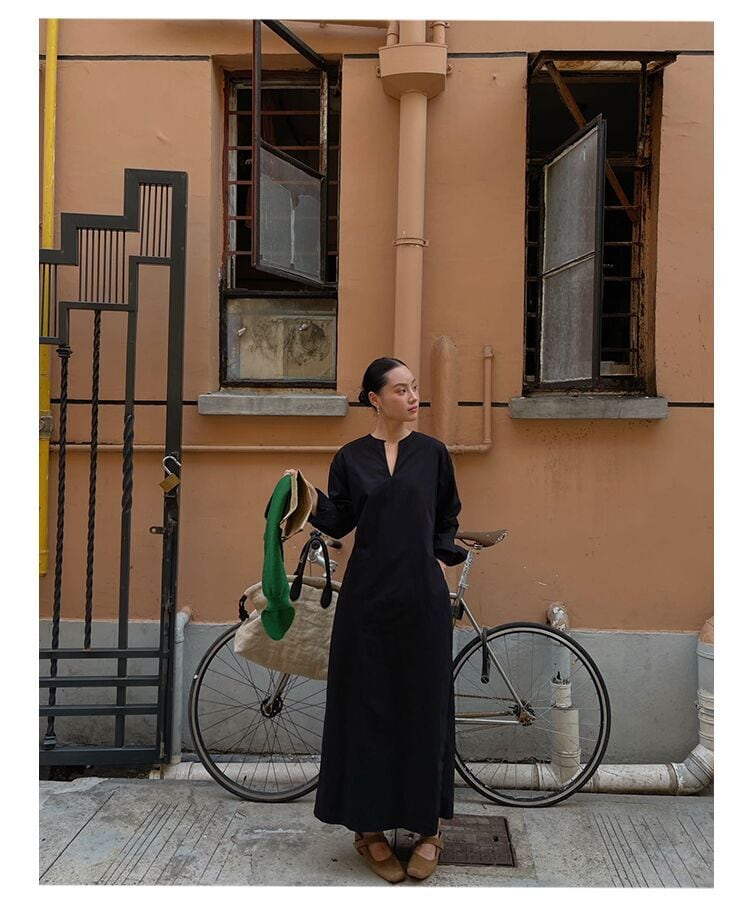PURITY JAPAN・フレンチシンプルVネックワンピース レディース 新作