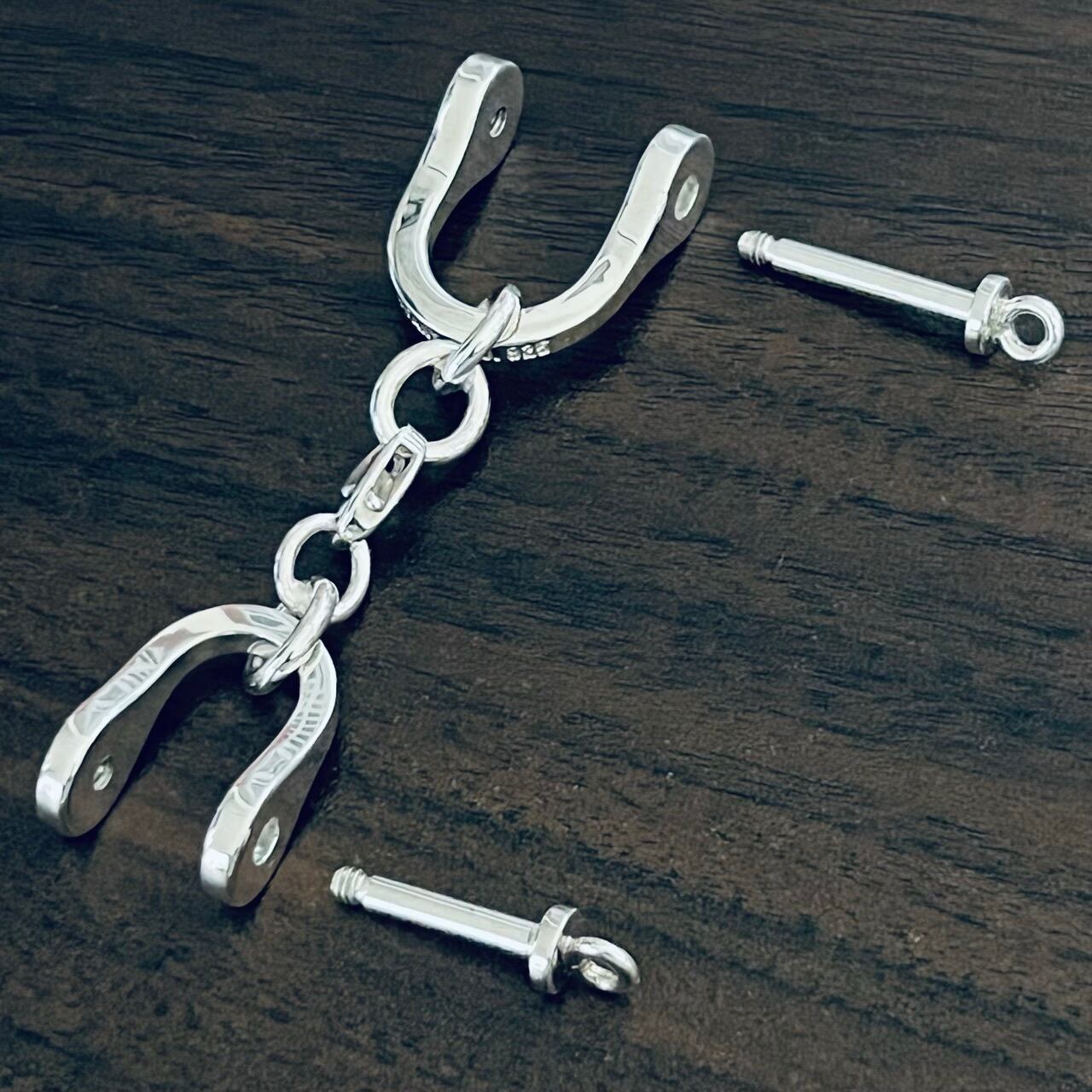 VINTAGE TIFFANY & CO. Double Shackle Key Chain Sterling VINTAGE TIFFANY & CO. Double Shackle Key Chain Sterling