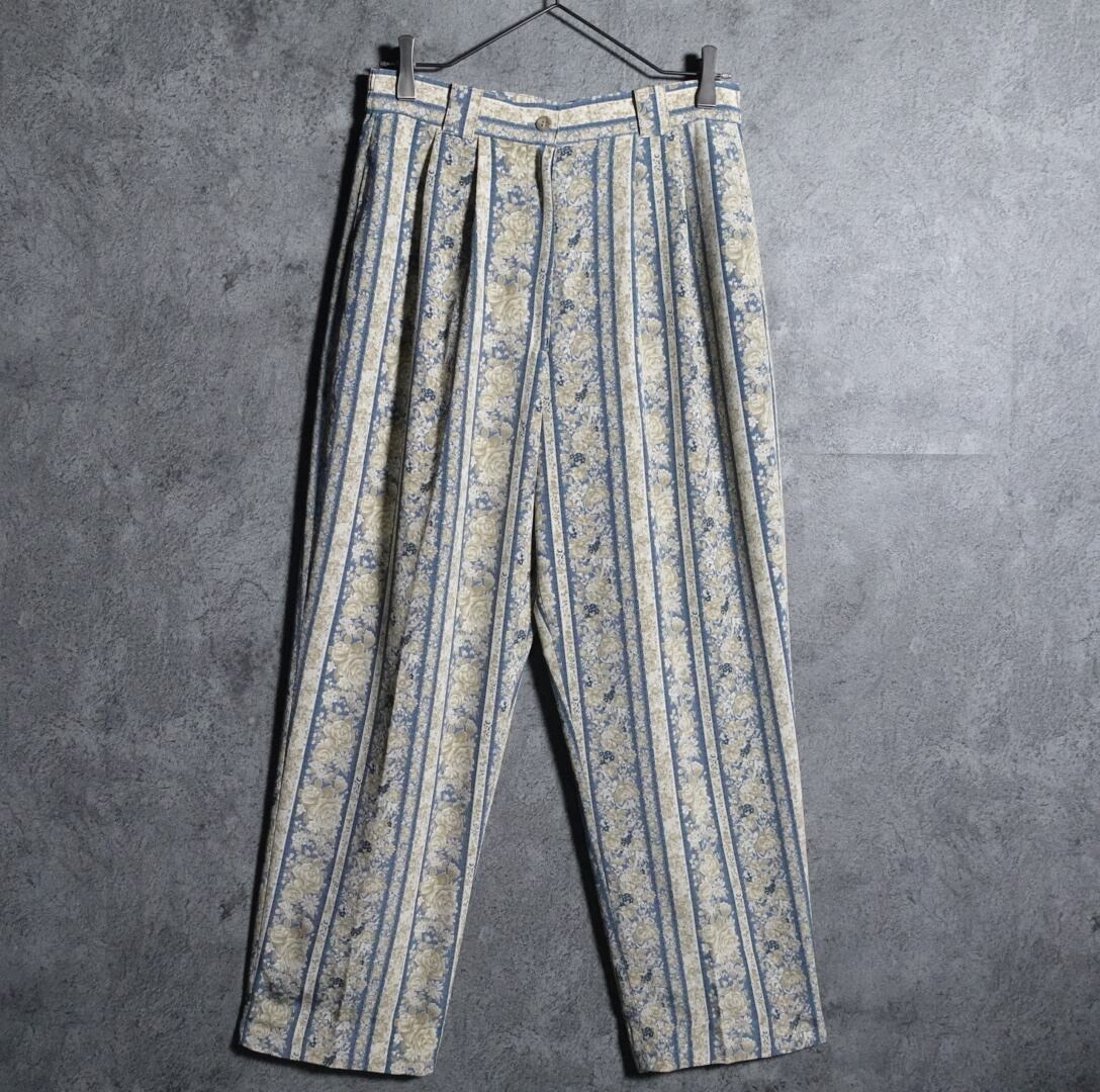 Floral stripe two-tuck slacks