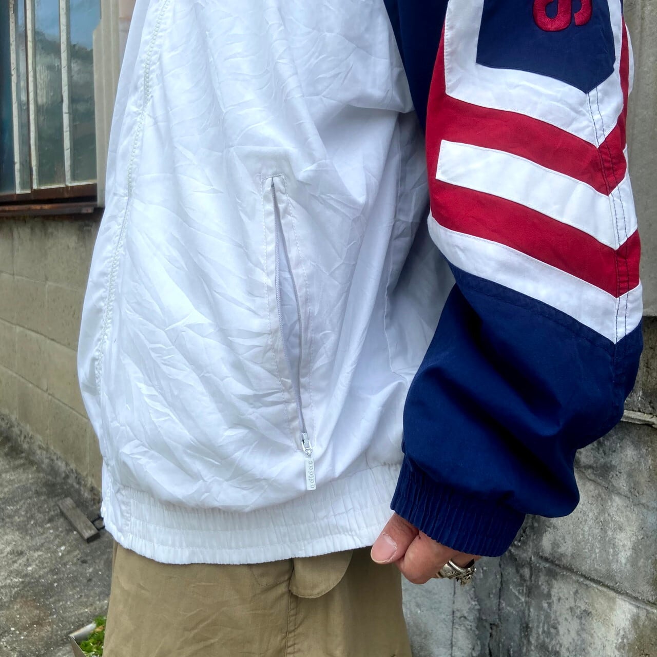 90年代 adidas アディダス ロゴ刺繍 ポリエステル ウインドブレーカー