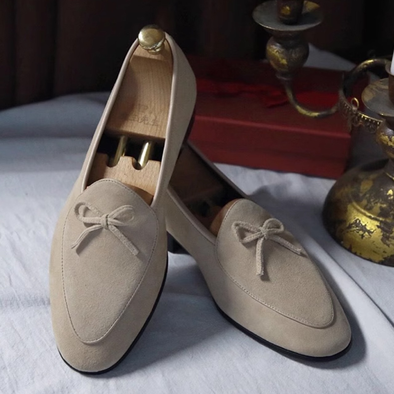 高級で絶妙なメンズカジュアルシューズ　SS018