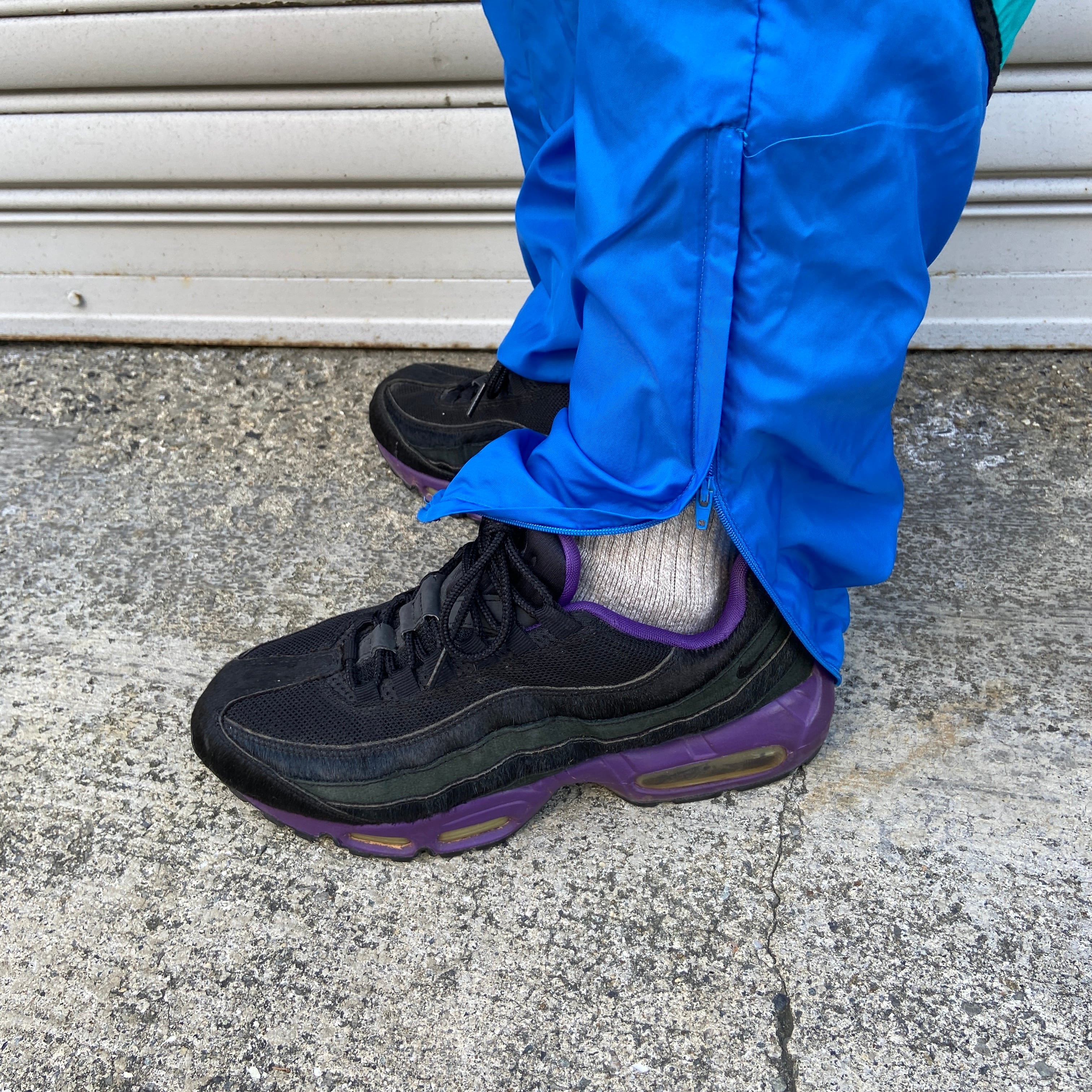 90s NIKE ナイキ ナイロントラックパンツ 銀タグ スウォッシュ 90s NIKE ナイキ ナイロントラックパンツ 銀タグ スウォッシュ