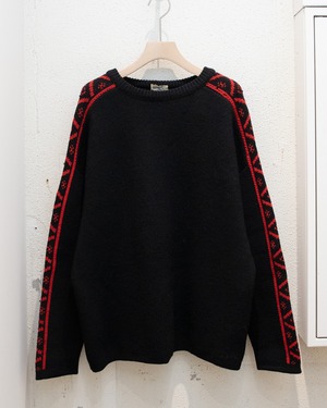 old nordic line crew neck knit / black base × red sleeve pattern / From EUROPE