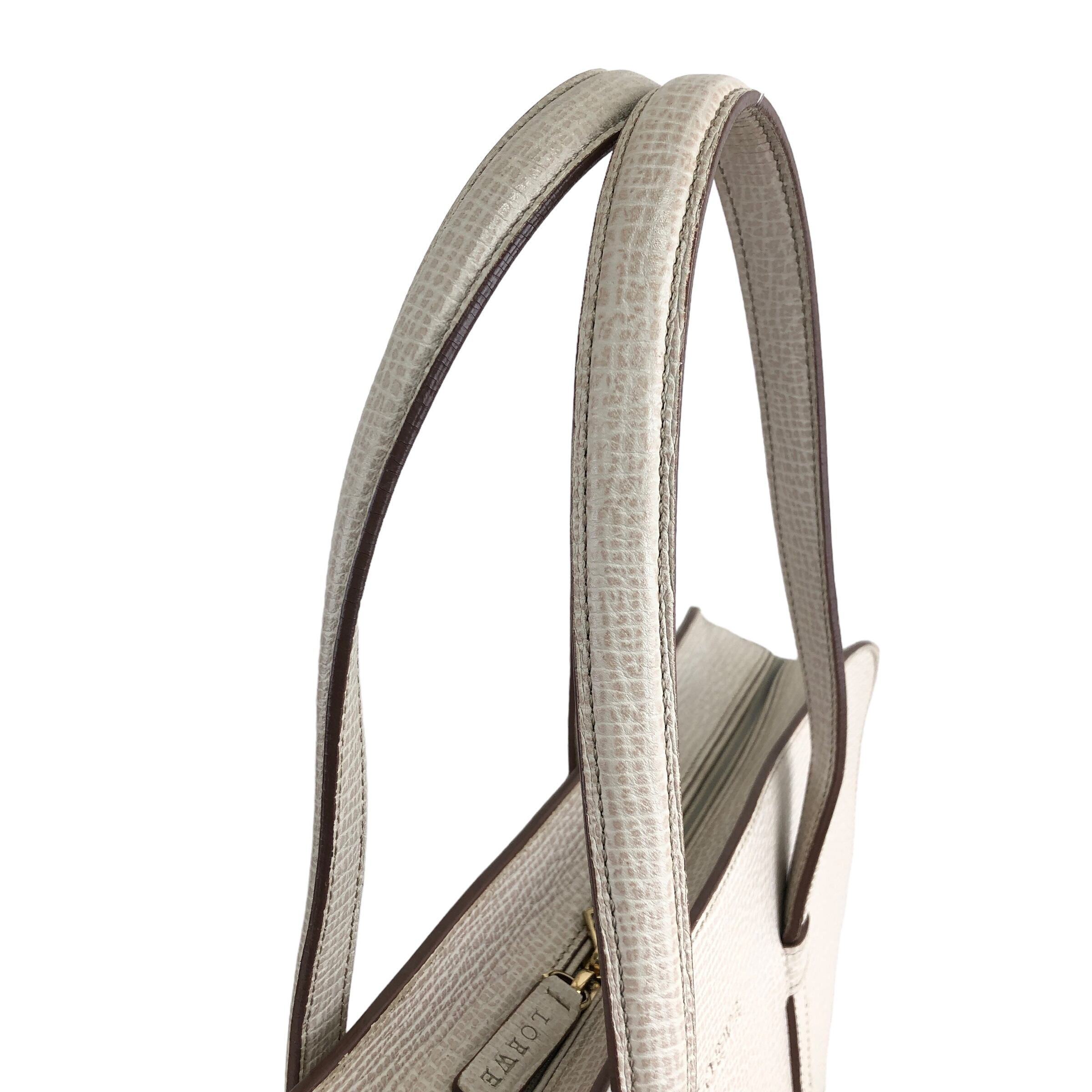 LOEWE ロエベ ハンドバッグ ホワイト ロゴ型押し レザー トートバッグ