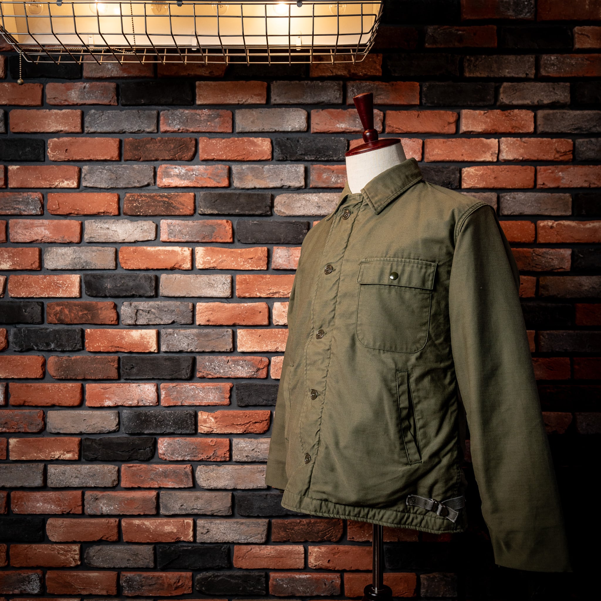 MEDIUM】U.S.Navy A-2 Deck Jacket 