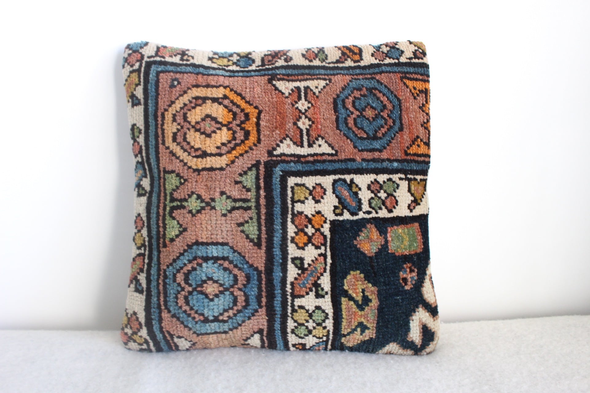 クリアランスセール】キリム 126cm×156cm No. 3104