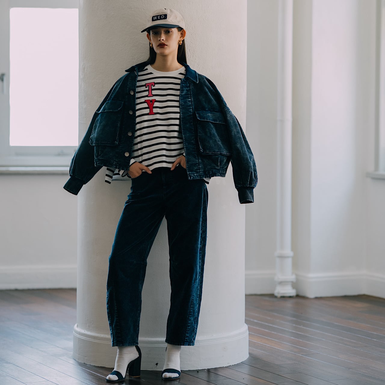 WED STOREコーデュロイパンツ ネイビー WED STOREコーデュロイパンツ ネイビー yuan stretch tuck chino wed store