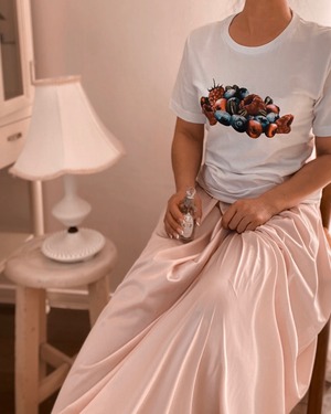 Berries T-shirt / 2 color / ベリーズ Tシャツ