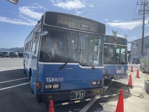 車台番号プレート（日野）：熊本200か733号車（産交バス）
