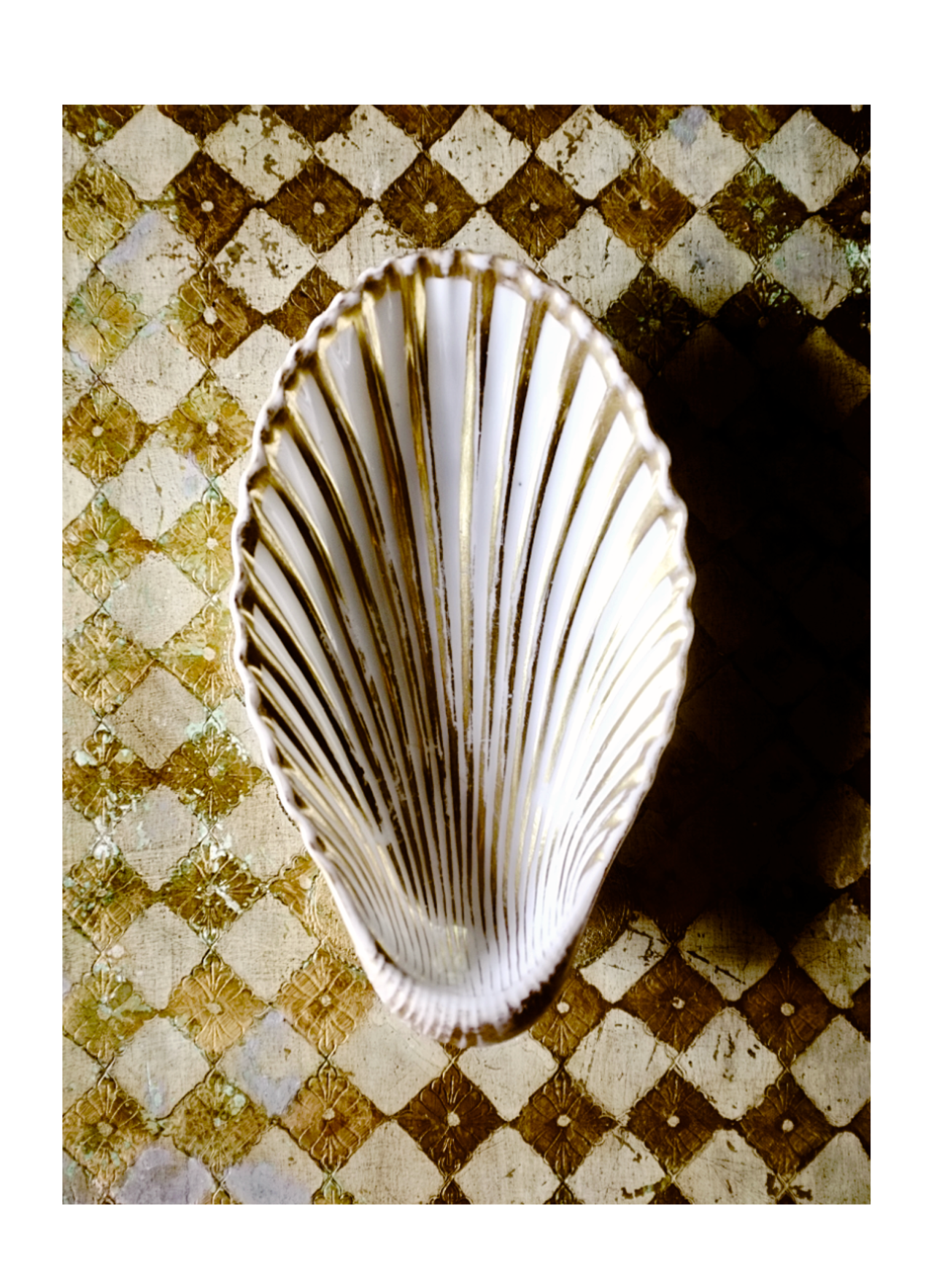 19世紀  金の海から 帝政様式 金の貝と大きなラヴィエa パリ窯 アンティーク