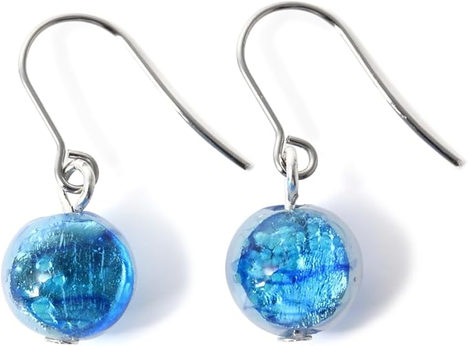 蓄光するスノークリスタルのチャーム【12月ブルーレースアゲート