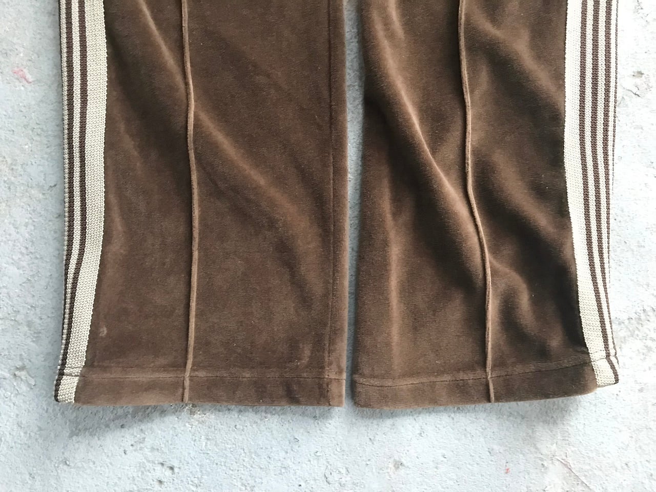 NEEDLES VELOUR NARROW track pants DARK BROWN | AFTER DARK NEEDLES VELOUR NARROW track pants DARK BROWN | AFTER DARK