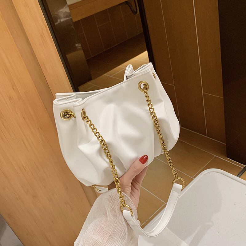 白いバッグ女性の小さなバッグ2020新しい波夏のファッションチェーンショルダーメッセンジャーバッグエインワイルドワイルドフォールドバッグ Tiancai_Wing_Bag7976580