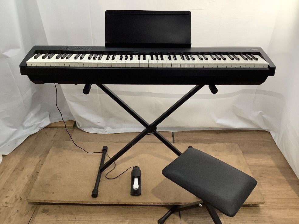 ブリヤンテス・レッド ☆42305【電子ピアノ】ROLAND FP30xbk 21年製