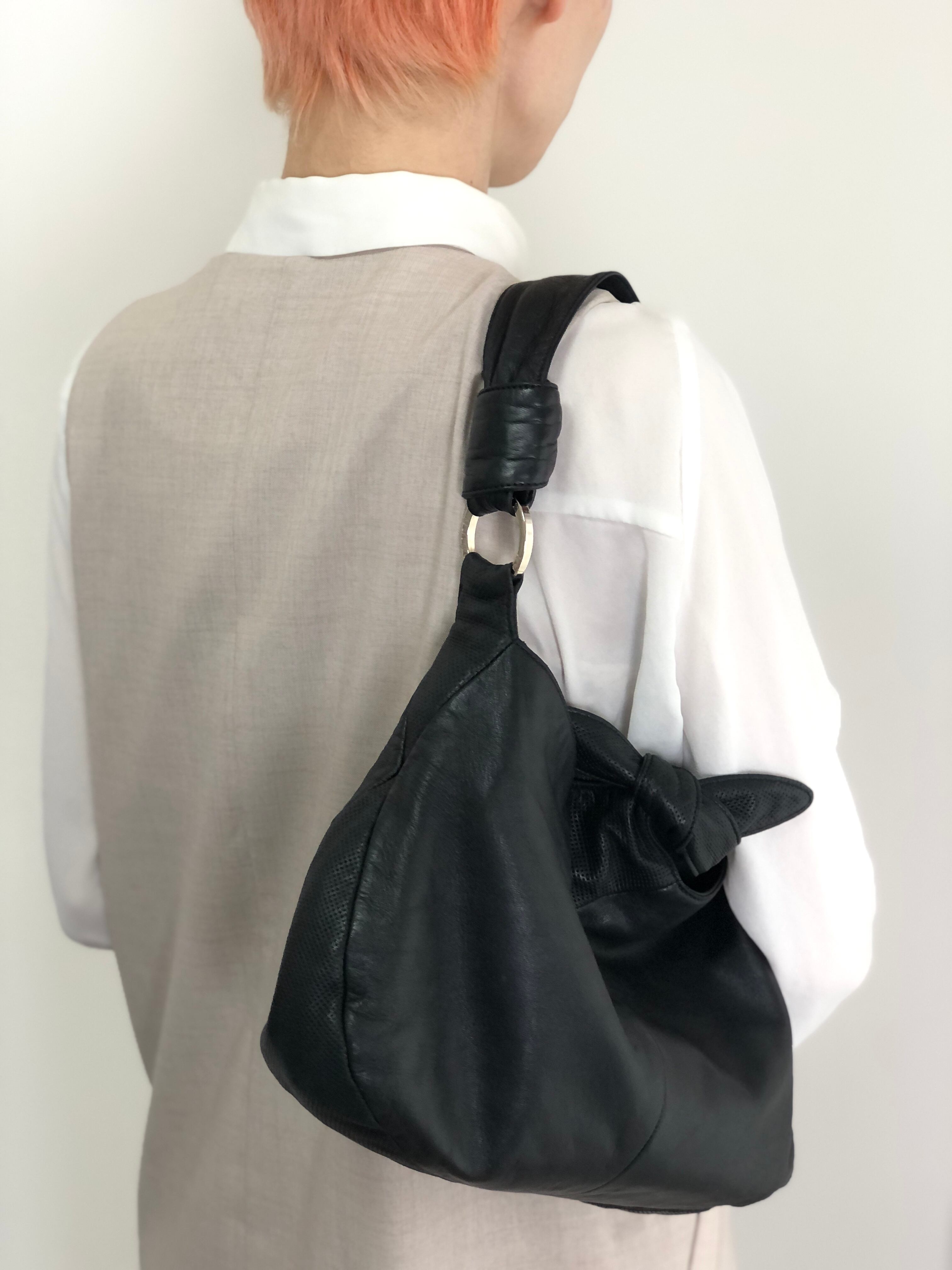 ✨美品✨ロエベ アナグラム柄 ワンショルダーバッグ ホーボー PVC 