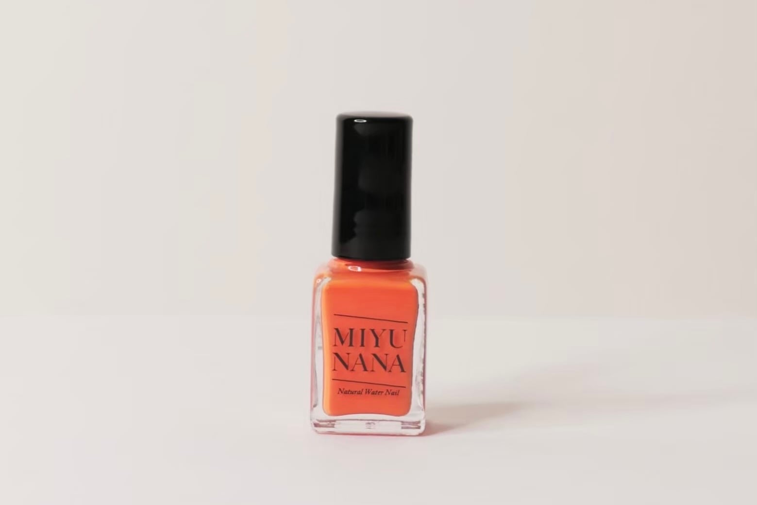 ネイルカラー・マニキュア miyu doi055105.jpg