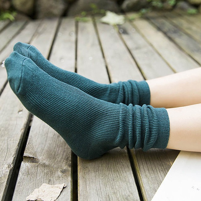 即納 リブ ソックス 靴下 ミドル丈 細リブ 綿混 シンプル くつ下 無地 薄手 カラバリ 通学 レディース 靴下 黒 茶 ブラック ブラウン グレー Ns 0608 Daily Closet