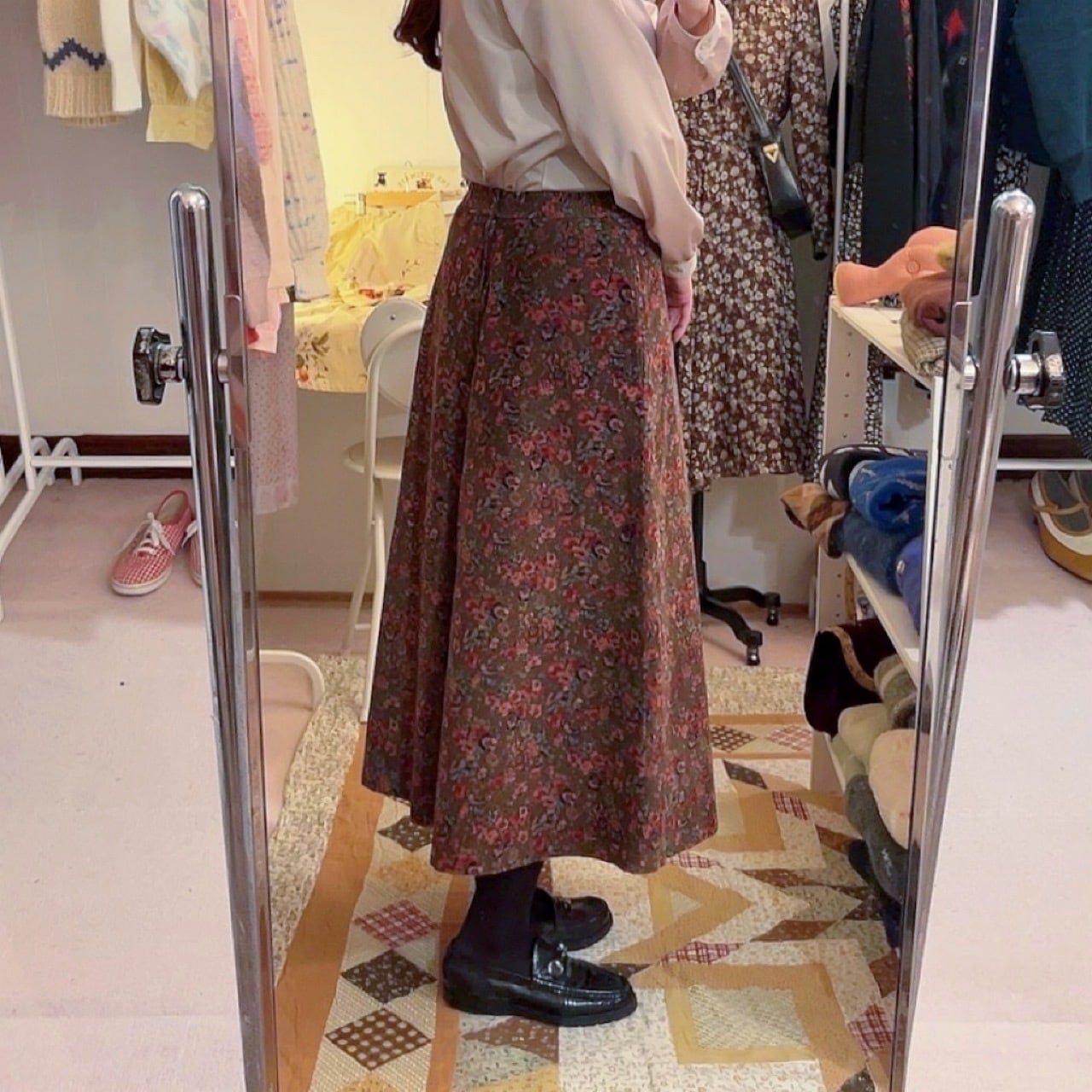 dark brown flower corduroy skirt